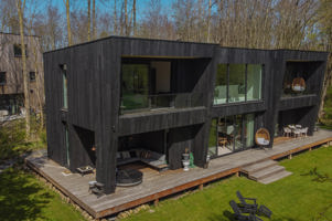 Kubistische houten villa