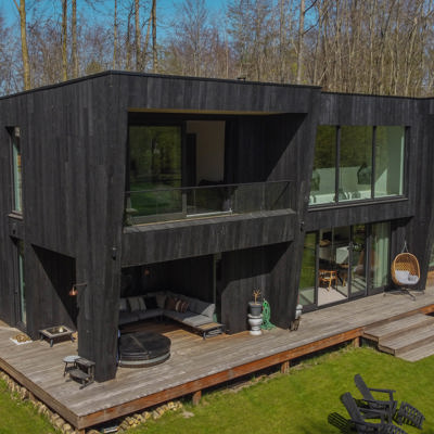 Kubistische houten villa